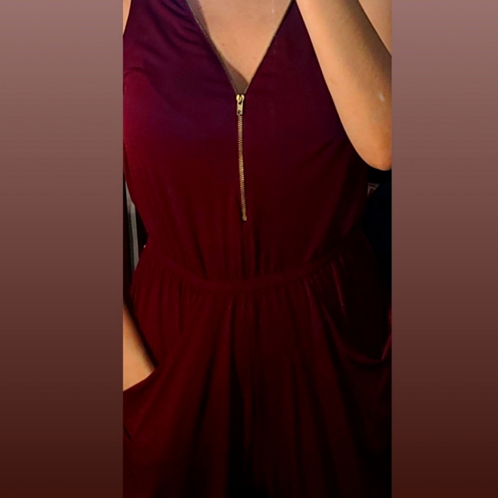 Burgundy jumpsuit with pockets